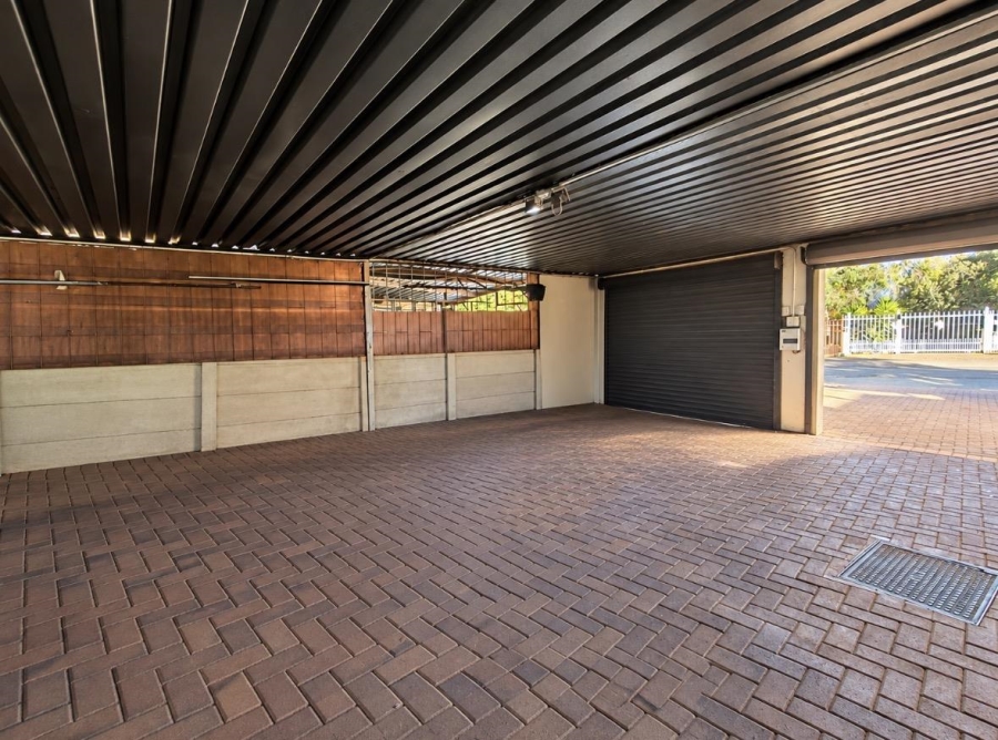 4 Bedroom Property for Sale in Pellissier Free State